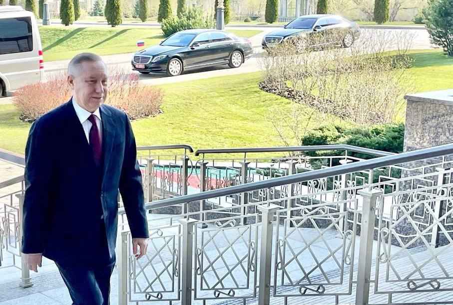 Лукашенко пообещал российскому чиновнику, что Беларусь не вступит в конфликт в Украине