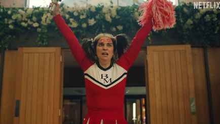 Netflix анонсировал шестой «необычный» сезон «Черного зеркала» уже летом. Трейлер