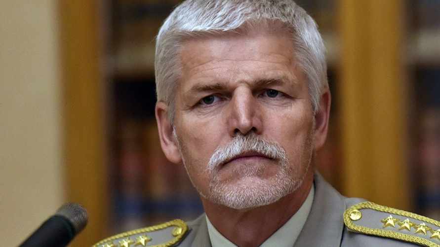 Видео обезглавливания. Президент Чехии пригрозил российским военным судьбой террористов ИГИЛ