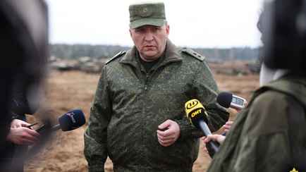 Хренин попросил белорусов не обращать внимания на ядерное оружие