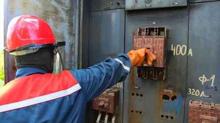 Кому из белорусов отключат свет с 4 по 14 апреля? График и список адресов