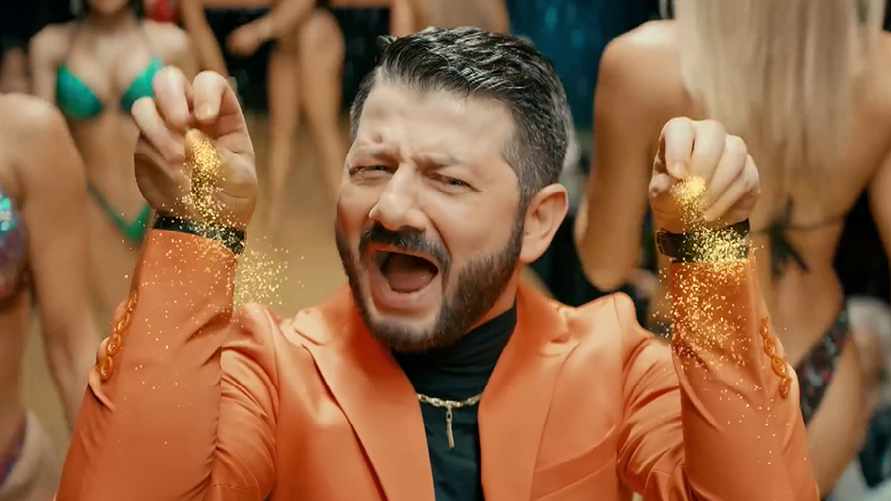 Российский шоумен Галустян получил гражданство Армении. Где теперь будет жить?