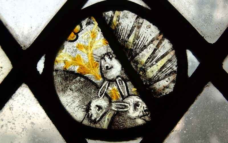 Средневековые витражи в церкви Святой Троицы, Лонг-Мелфорд, Саффолк, Великобритания