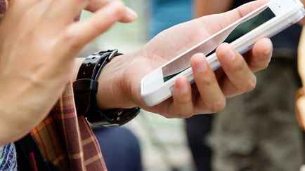 Google в панике. В телефонах Samsung поиском по умолчанию решили сделать Bing?