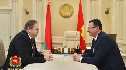 «Кому вы очки втираете!» — Лукашенко заявил о плохой подготовке белорусских врачей. Кого накажут?