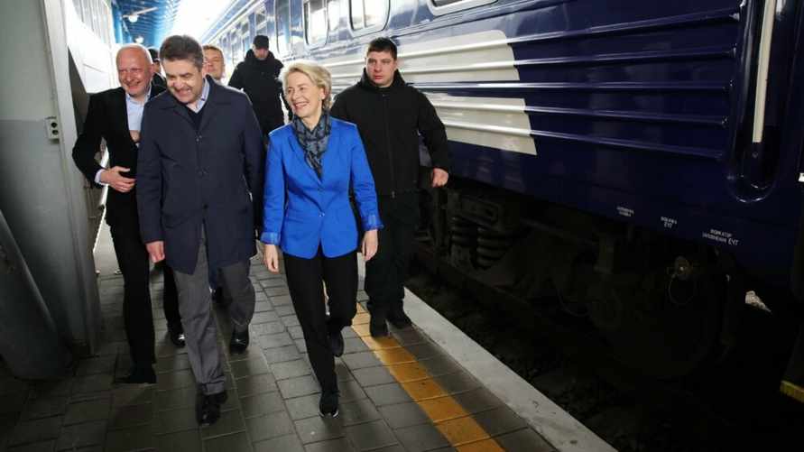 Глава Еврокомиссии прибыла в Киев