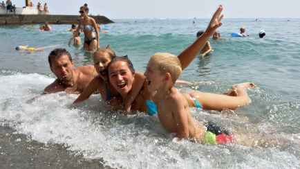 Вода прогрелась, пора купаться? Что сказали белорусские метеорологи