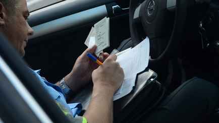 ЕПЭУ разрешил проверять онлайн наличие водительских прав у белорусов. Кому дадут доступ?