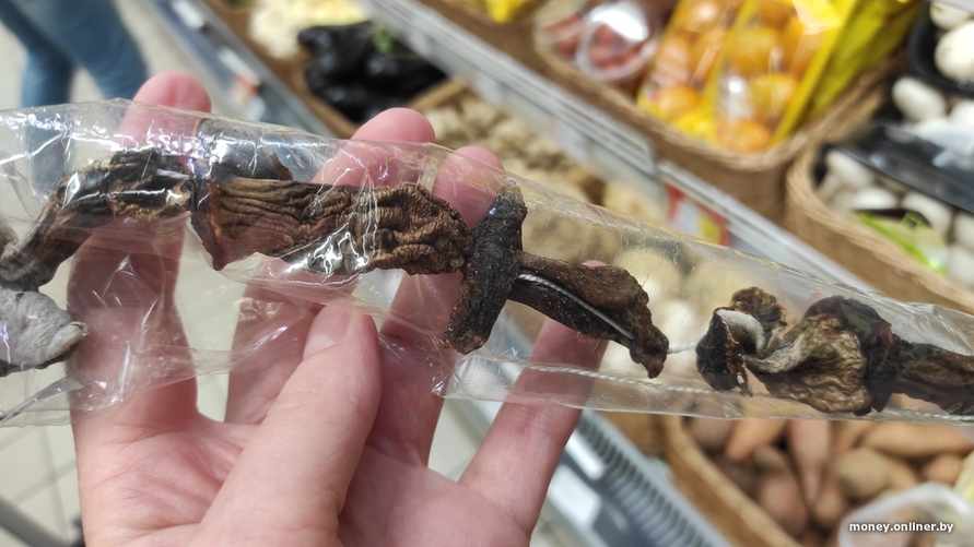 В минских магазинах заметили грибы по 483 рубля за кг. Откуда взялись?