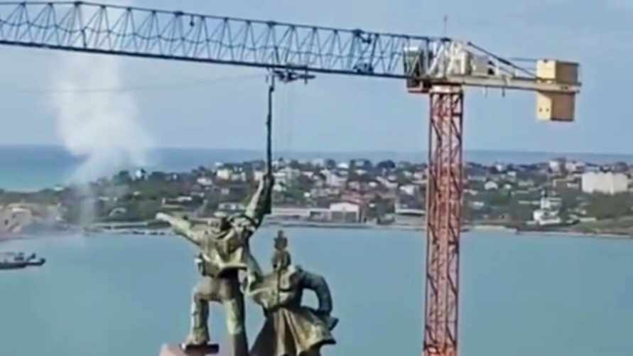 Беспилотники атаковали Евпаторию и Севастополь