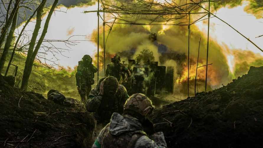 Россияне отступили в Бахмуте с некоторых позиций - Сырский