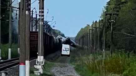 В Брянской области России снова подорвали поезд