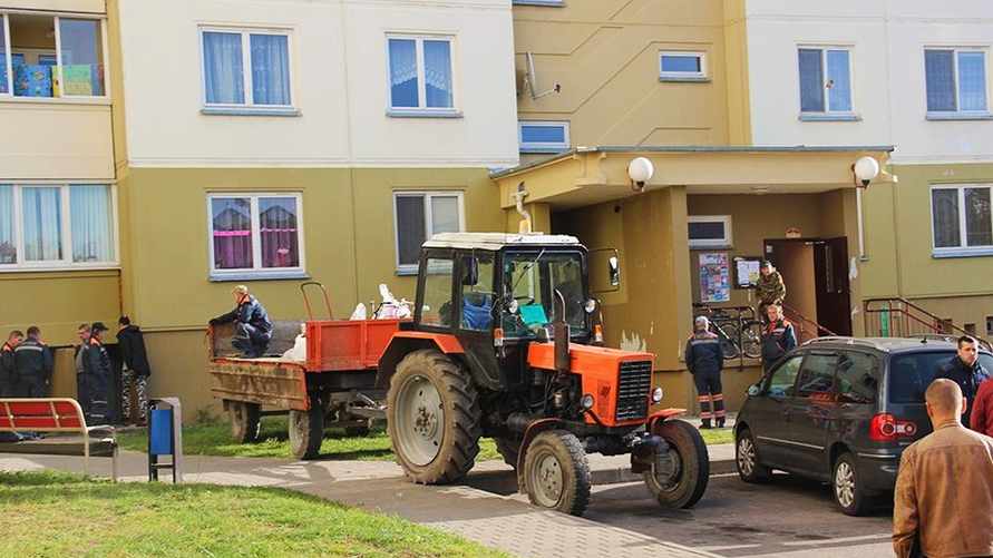 В ЖКХ Минска пообещали проверить 4332 двора до 1 июня. Что будут делать?