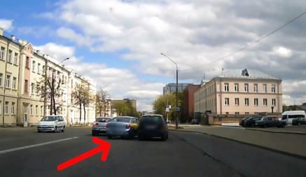 Что грозит белорусам за «подрезание» на дороге? В ГАИ рассказали на примере