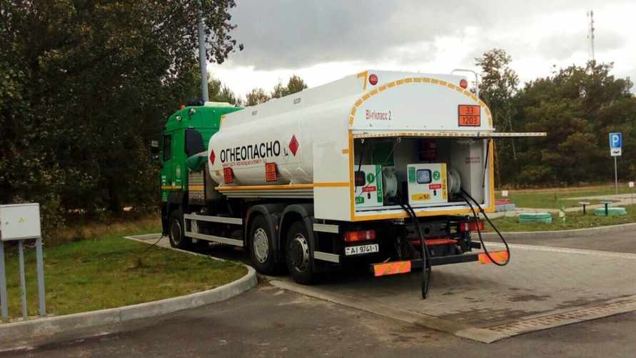 В Гомельской области начнет работу "передвижная заправка". Но заправляться на ходу не разрешат