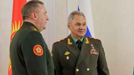 Шойгу пообещал не отдавать контроль над ядерным оружием Беларуси