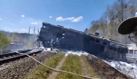 Было три взрыва? В России рассказали подробности подрыва белорусского поезда