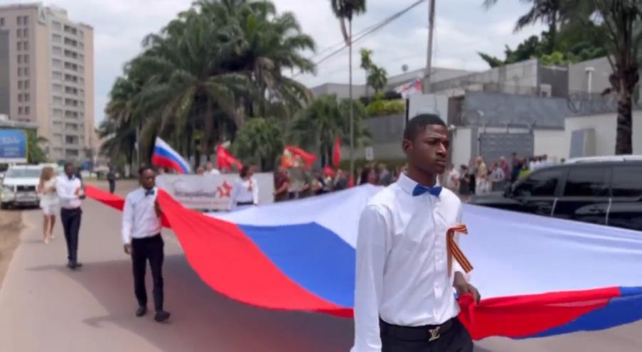 Посольство РФ организовало акцию в столице Демократической республики