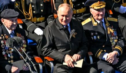 Путин объявил о призыве в армию военнообязанных россиян