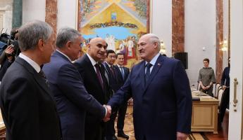 «Видим у нас за забором прямо» — Лукашенко заявил, что Украина никогда не начнет контрнаступление