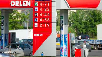 «Приличные деньги» — В Польше заявили, что Россия наводнила ЕС нефтепродуктами. Как?