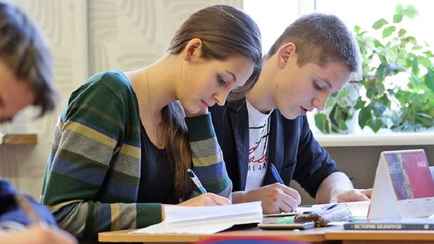 В Минобразования рассказали, как белорусские школьники попадут на ЦЭ 14 мая