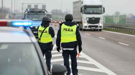 Польша полностью закрыла границу для белорусских грузовиков