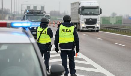 Польша полностью закрыла границу для белорусских грузовиков