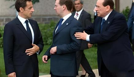Медведев рассказал, кого теперь будет считать «законной военной целью»