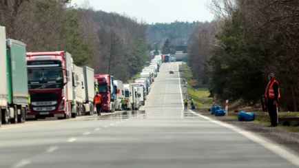 До 37 часов в очереди — Польские чиновники решили прекратить акцию протеста на границе с Беларусью