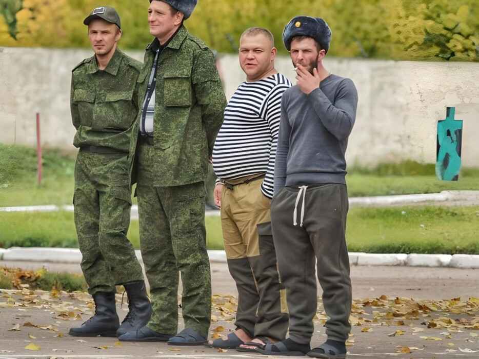 Верховный суд "объявил" в России военное время и мобилизацию