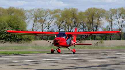 В Минсельхозе предупредили, что будут разбрасывать по всей Беларуси с самолётов коричневые брикеты. Зачем?
