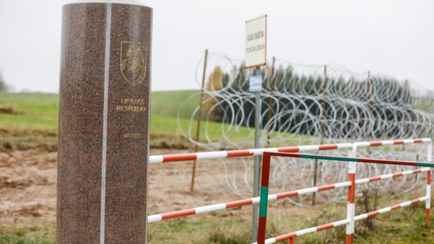 Литва начала строить вдоль границы с Беларусью специальную дорогу. Для чего?