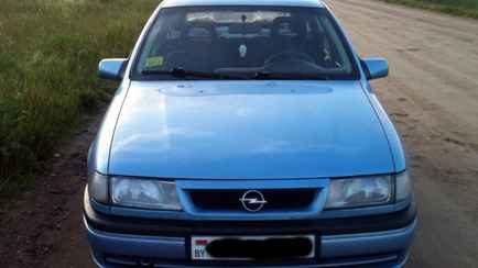 Opel сменила логотип