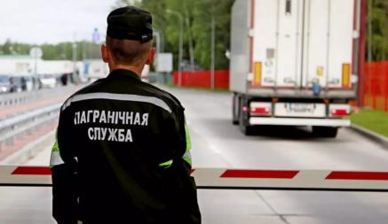 В ГПК Беларуси заявили, что возобновят возможность внеочередного въезда в «Козловичи». Когда?