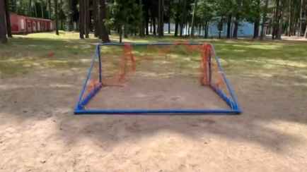 Запрыгивали чтобы подтянуться. В детском лагере под Бобруйском на мальчика упали футбольные ворота