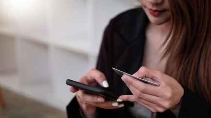 Мошенники придумали новый способ обманывать белорусов: «попасть на деньги» можно даже «позвонив по 102»