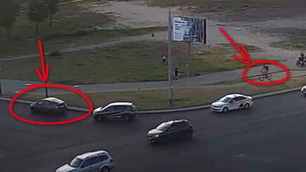 Появилось видео, как в Бресте велосипедист вылетел прямо на капот авто