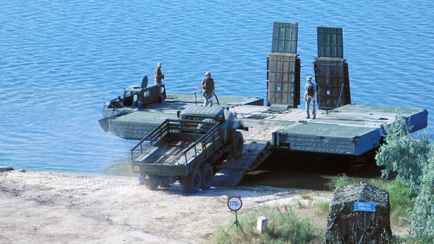 «Настоящий экоцид» — В Киеве  пообещали, что подрыв Каховской дамбы не остановит наступление. Порошенко сказал, когда начнется