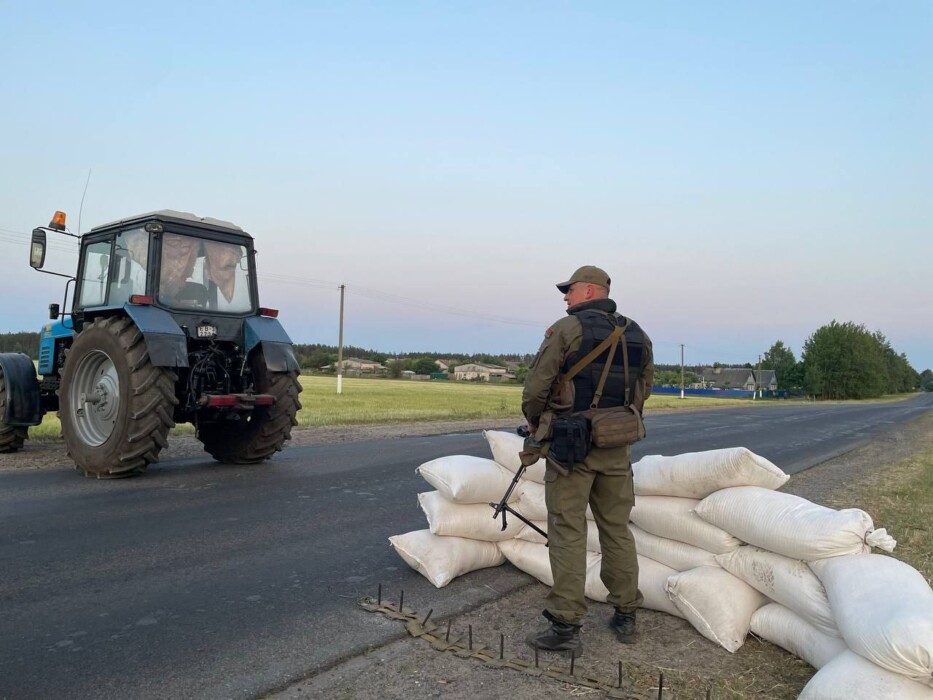 В Гомеле показали, как готовились к борьбе с вооруженными формированиями