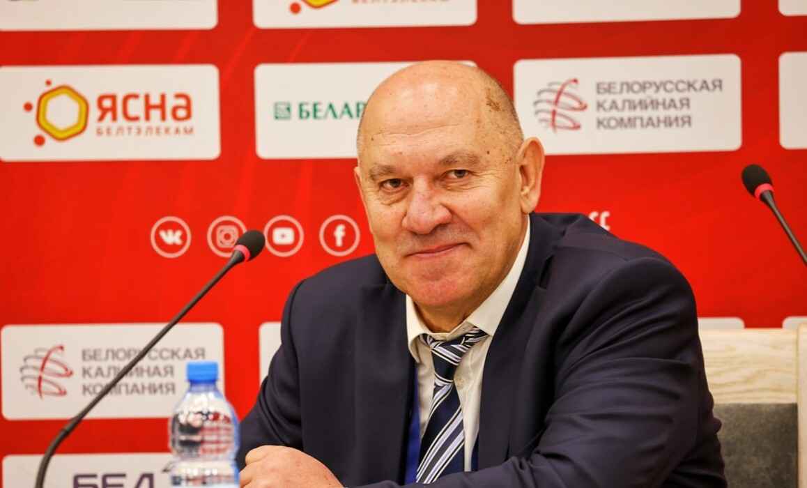 "Обо всем не могу говорить" - Кондратьев рассказал почему не ушел из сборной Беларуси по футболу