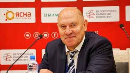 «Обо всем не могу говорить» — Кондратьев рассказал почему не ушел из сборной Беларуси по футболу