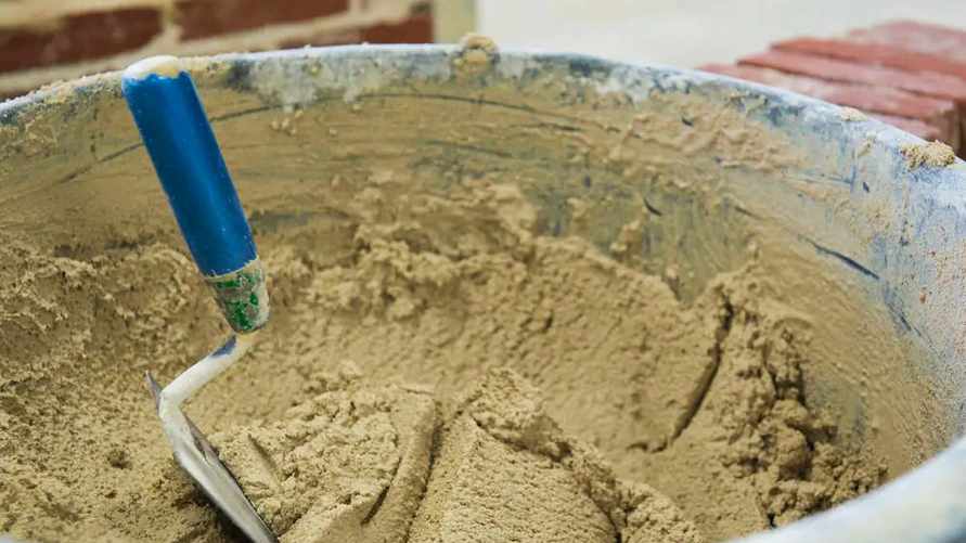 "Проект уникальный" - "Белоруснефть" решила производить "импортозамещающий" песок. Зачем?