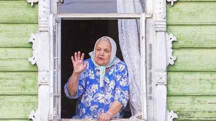 Нанесите это на рамы окон и комары и мухи забудут про вас. Нашли гениальное спасение белорусов