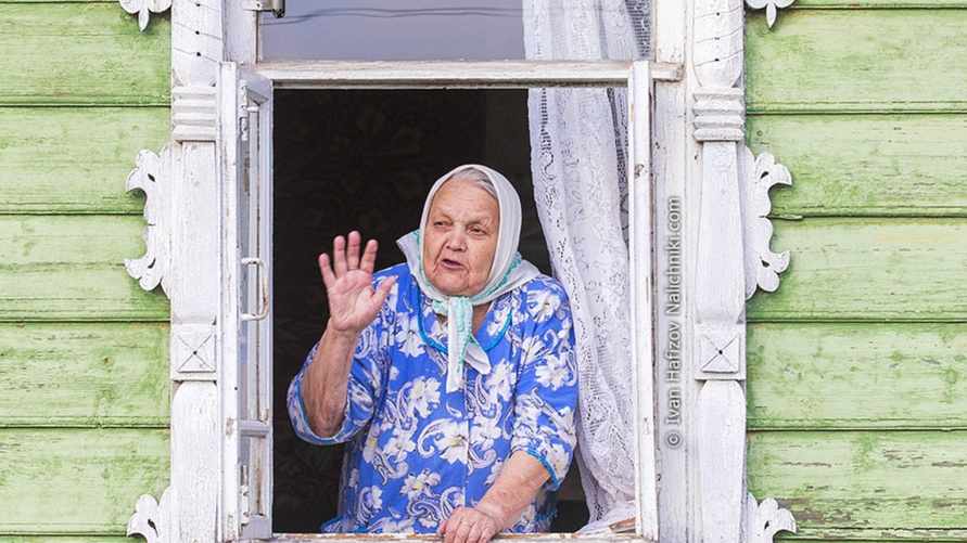 Нанесите это на рамы окон и комары и мухи забудут про вас. Нашли гениальное спасение белорусов