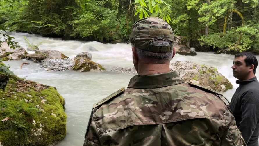 В Абхазии 4-летнего мальчика из Беларуси унесло течением горной реки