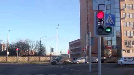 В ГАИ напомнили белорусским водителям правило проезда перекрестков, которое многие не знают. Проверьте себя