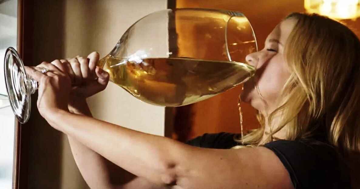 Люди с этим цветом глаз наиболее склонны к алкоголизму. Проверьте, не вы ли в зоне риска