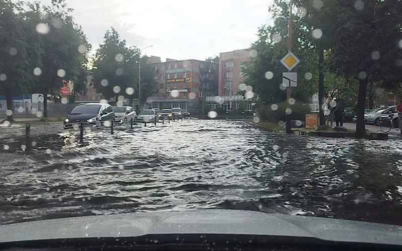 Фото: Ливень в Барановичах