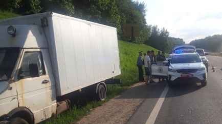 «Сними наручники, я пошёл» – Под Минском пьяный бесправник пытался откупиться от сотрудников ГАИ